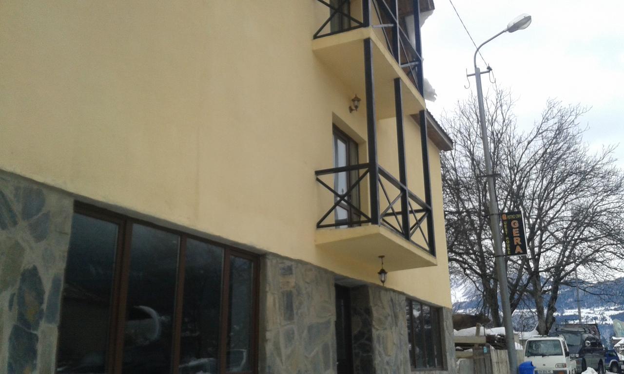 Guesthouse Gera เมสเตีย ภายนอก รูปภาพ