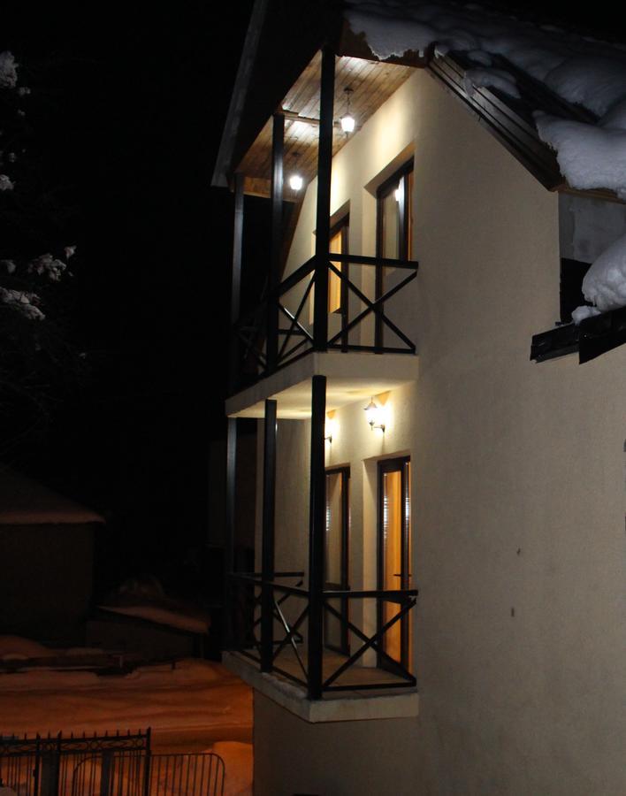 Guesthouse Gera เมสเตีย ภายนอก รูปภาพ