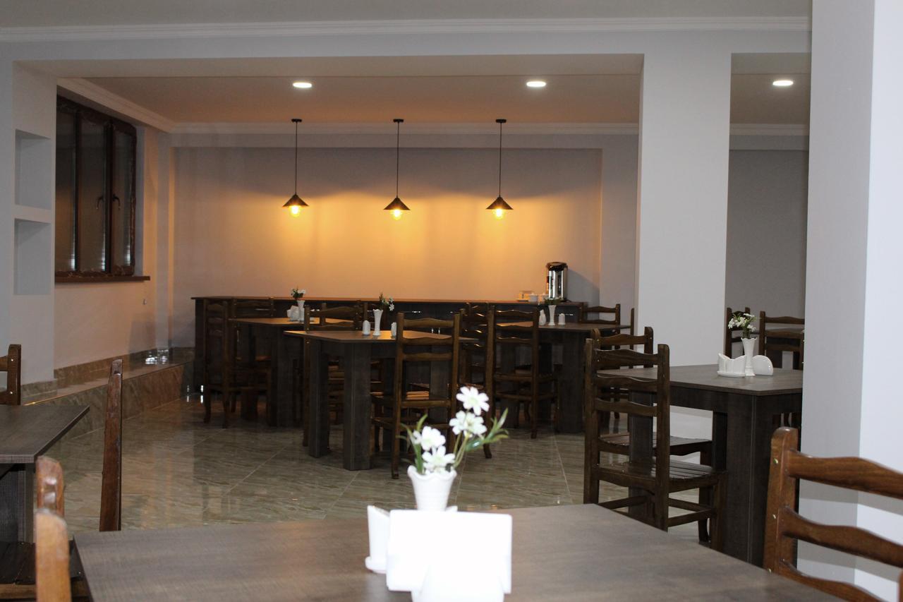 Guesthouse Gera เมสเตีย ภายนอก รูปภาพ