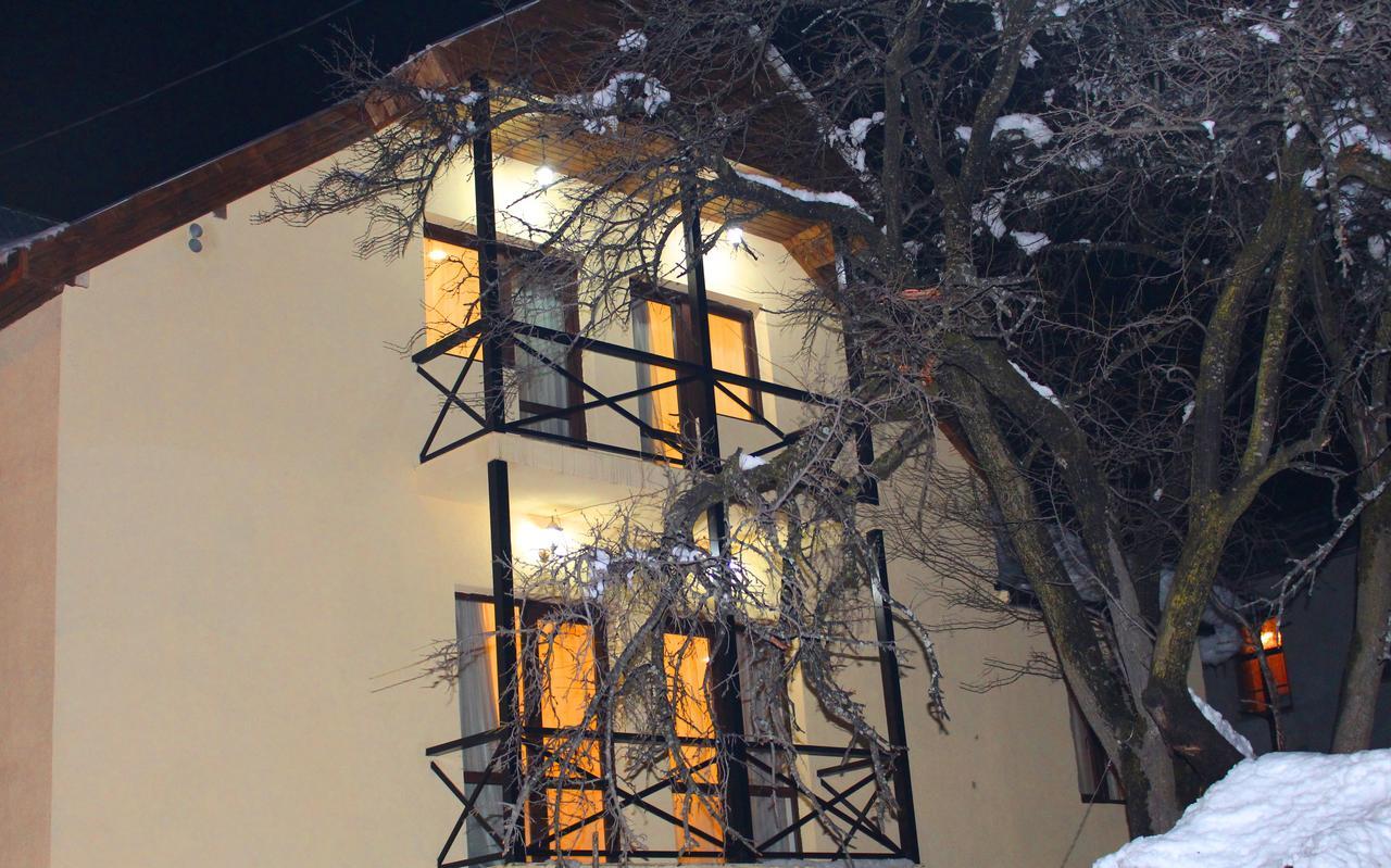 Guesthouse Gera เมสเตีย ภายนอก รูปภาพ