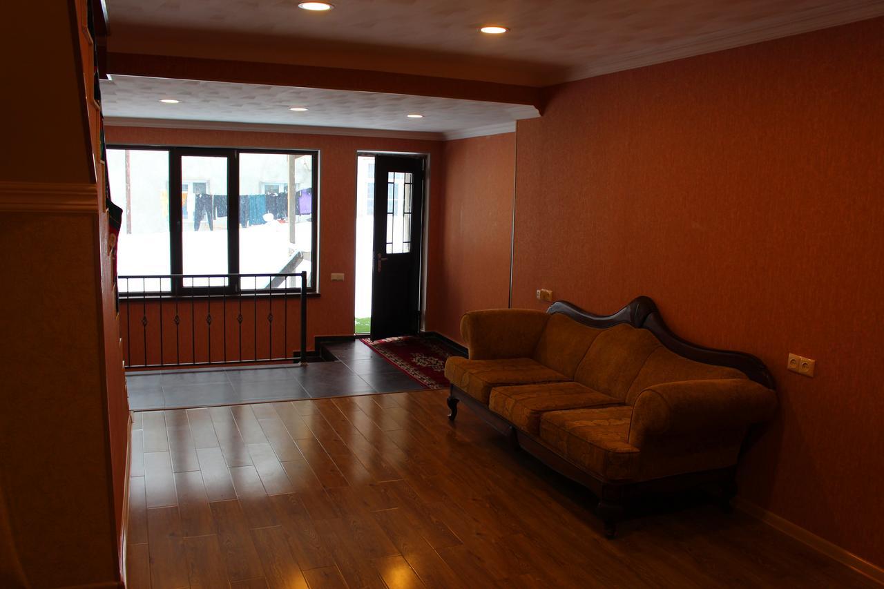Guesthouse Gera เมสเตีย ภายนอก รูปภาพ