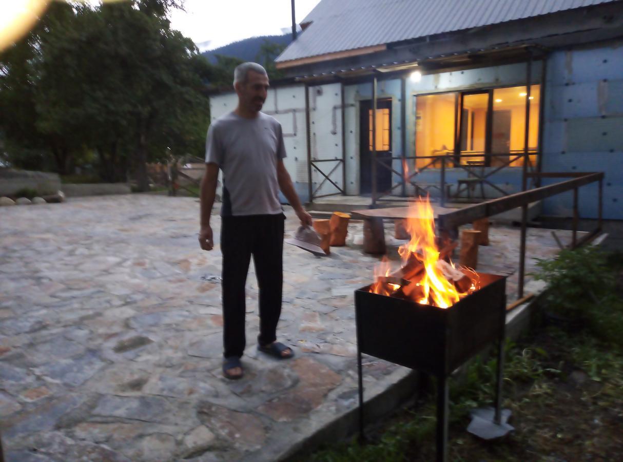 Guesthouse Gera เมสเตีย ภายนอก รูปภาพ