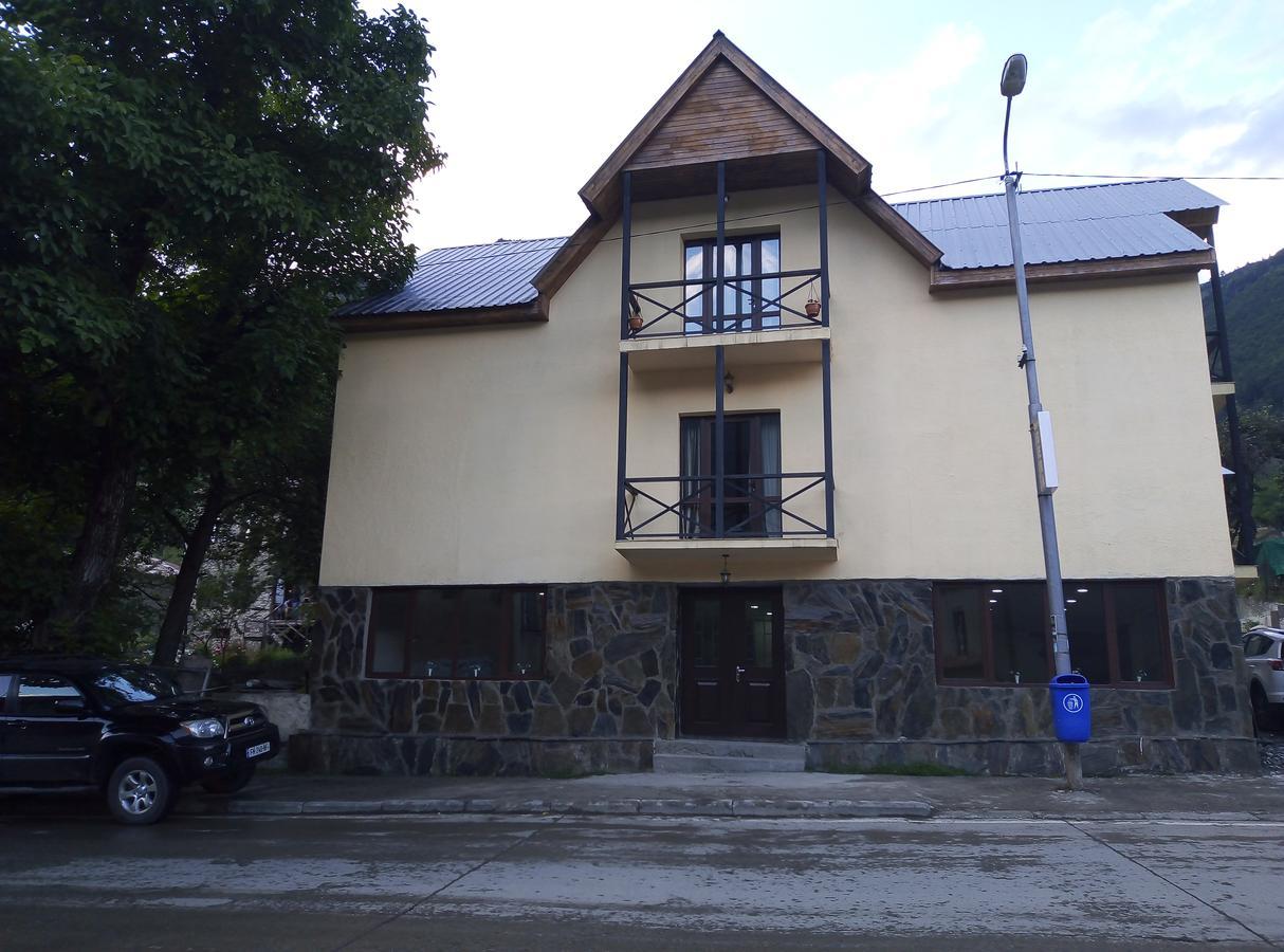 Guesthouse Gera เมสเตีย ภายนอก รูปภาพ