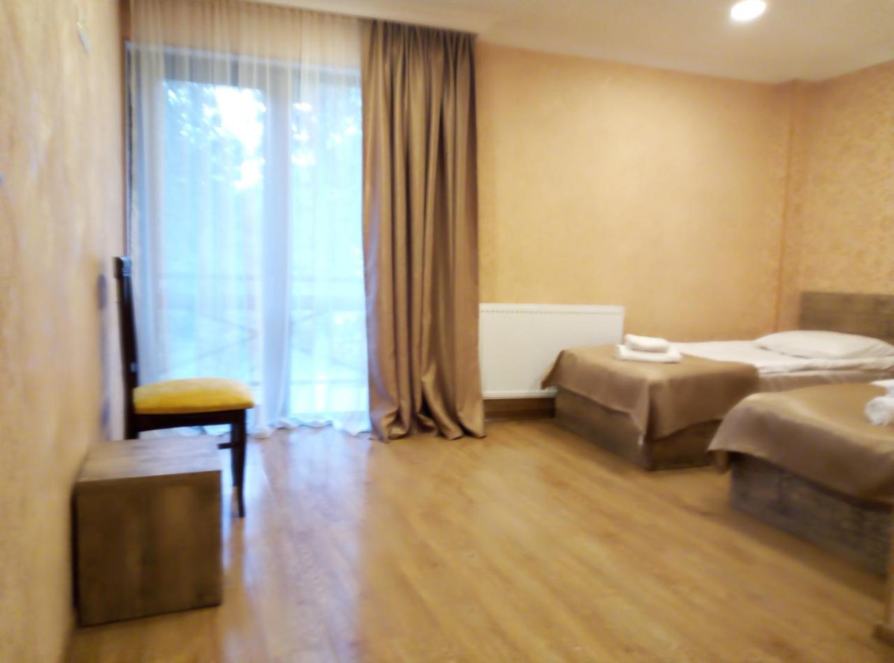 Guesthouse Gera เมสเตีย ภายนอก รูปภาพ