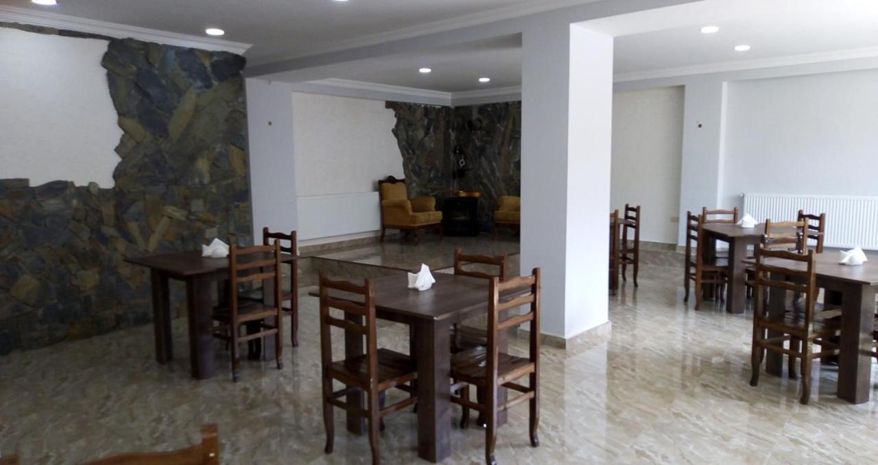 Guesthouse Gera เมสเตีย ภายนอก รูปภาพ