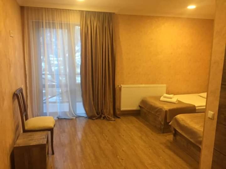 Guesthouse Gera เมสเตีย ภายนอก รูปภาพ